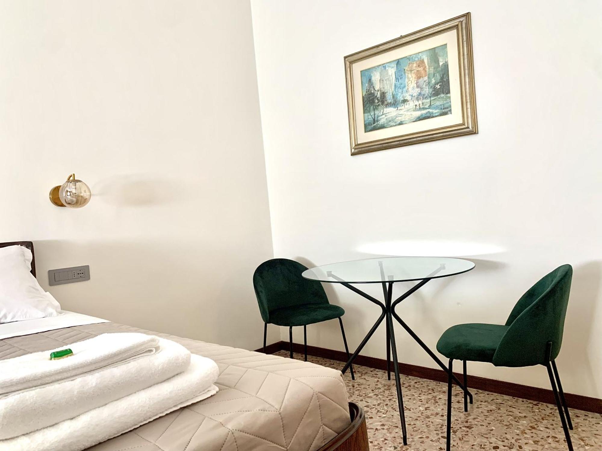 Casa Margherita Piacenza Ngoại thất bức ảnh